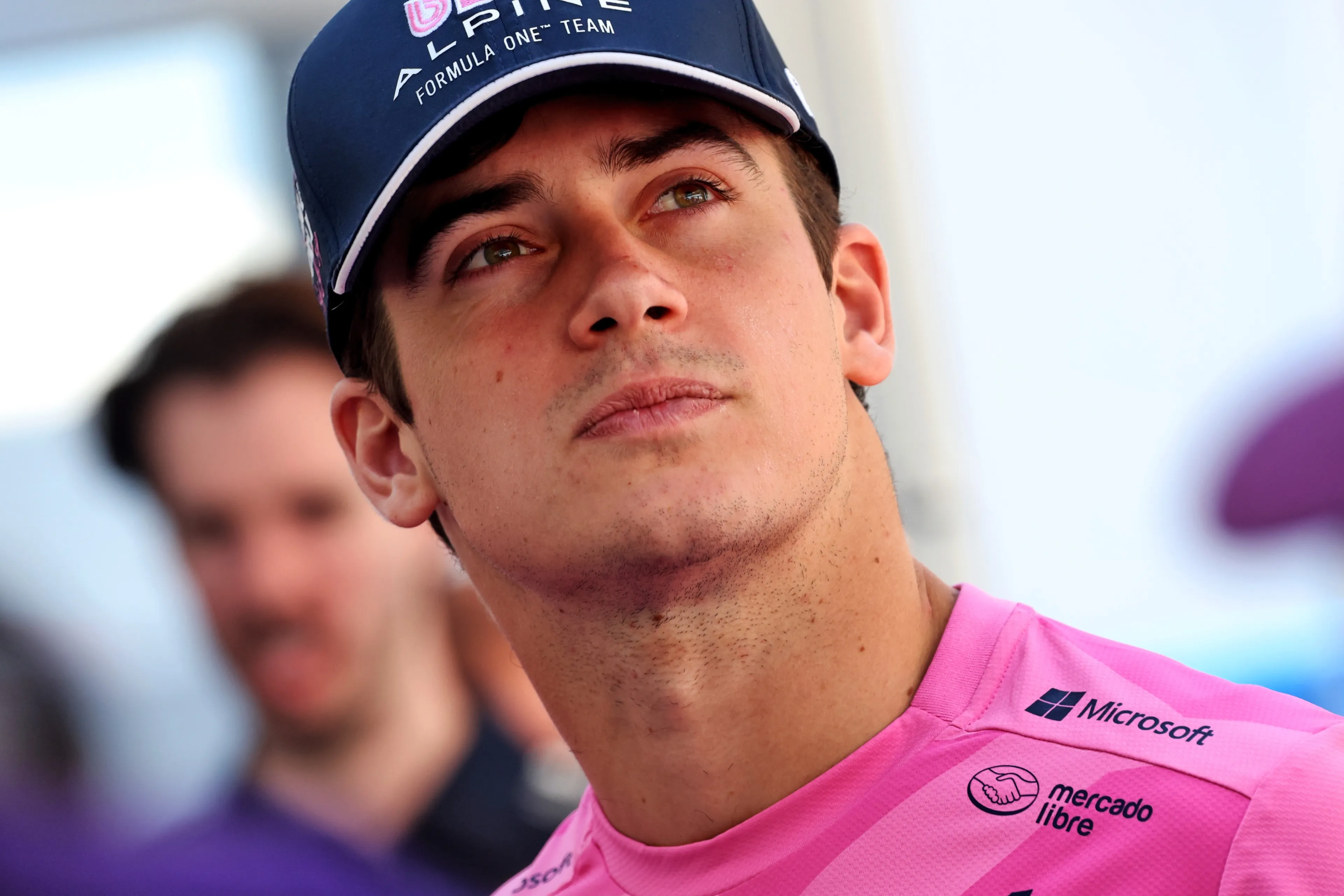 colapinto-alpine-paddock