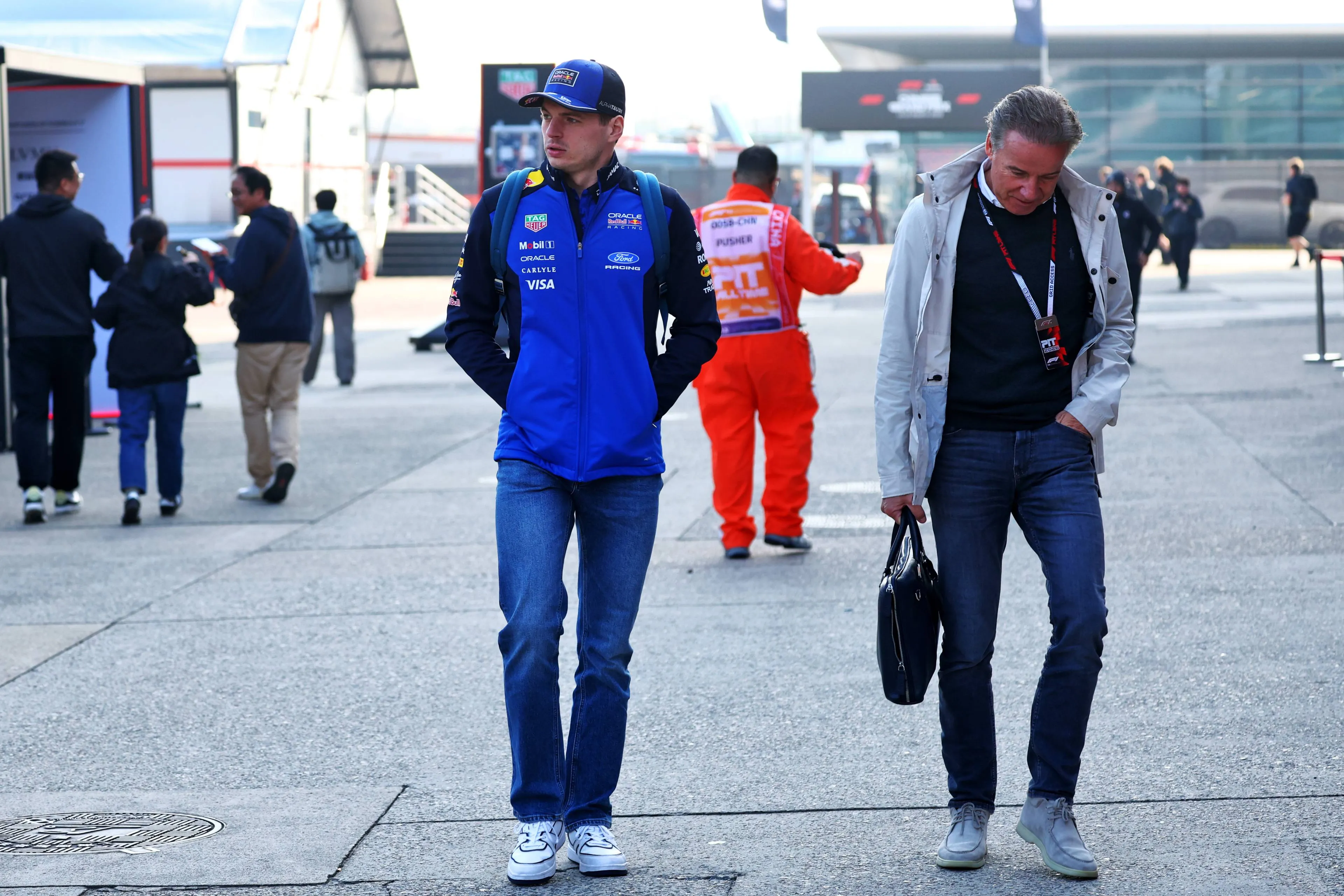 Max-Verstappen-China-Raymond-Vermeulen