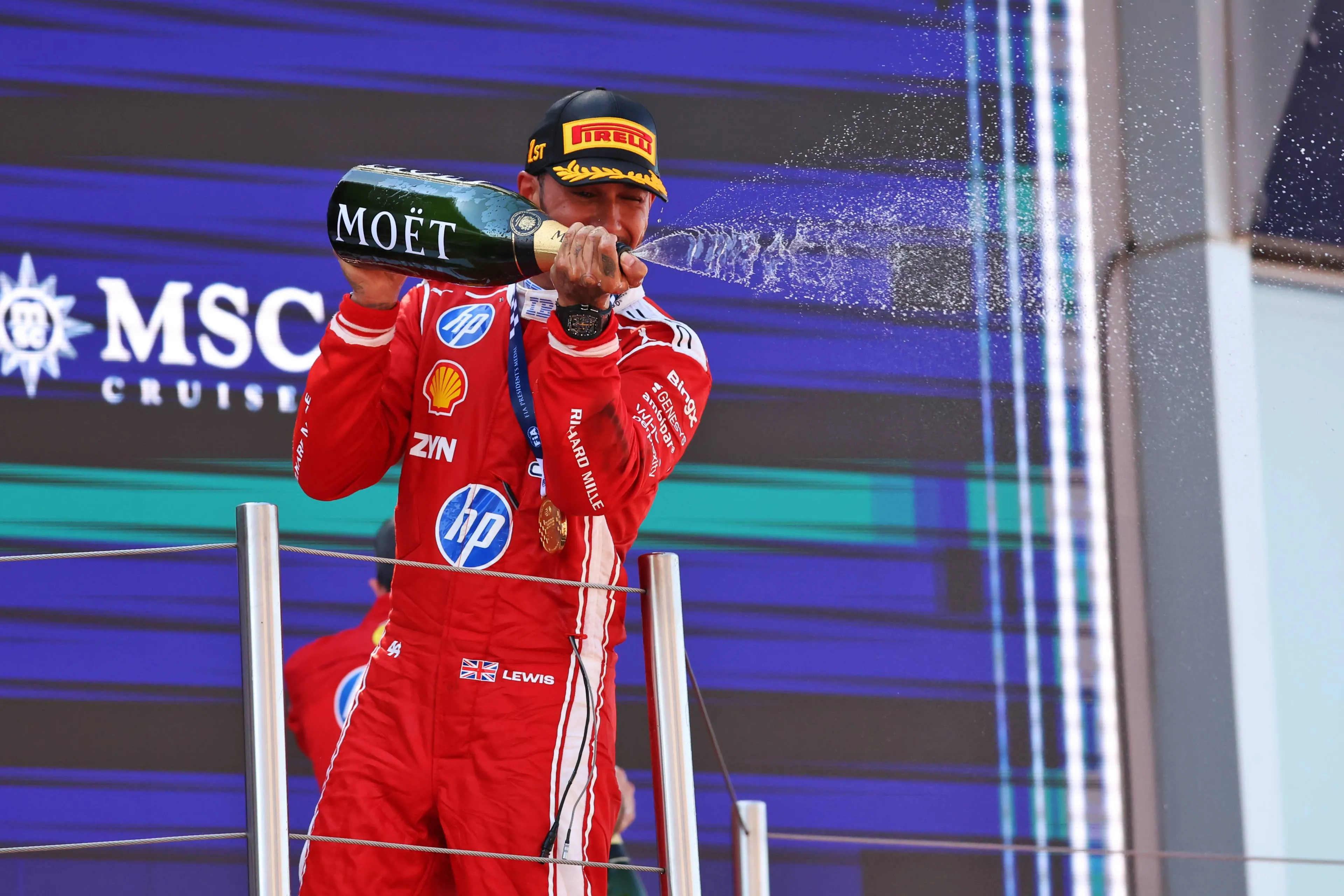 lewis-hamilton-ferrari-barcelona-win-jpg