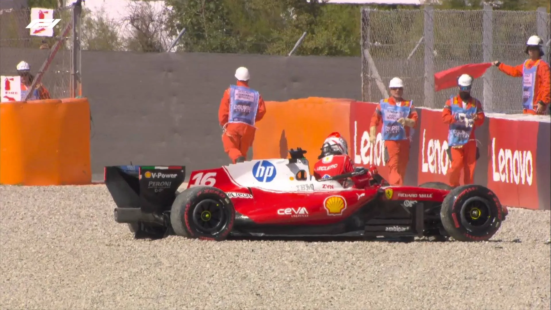 crash-leclerc-barcelona-2026