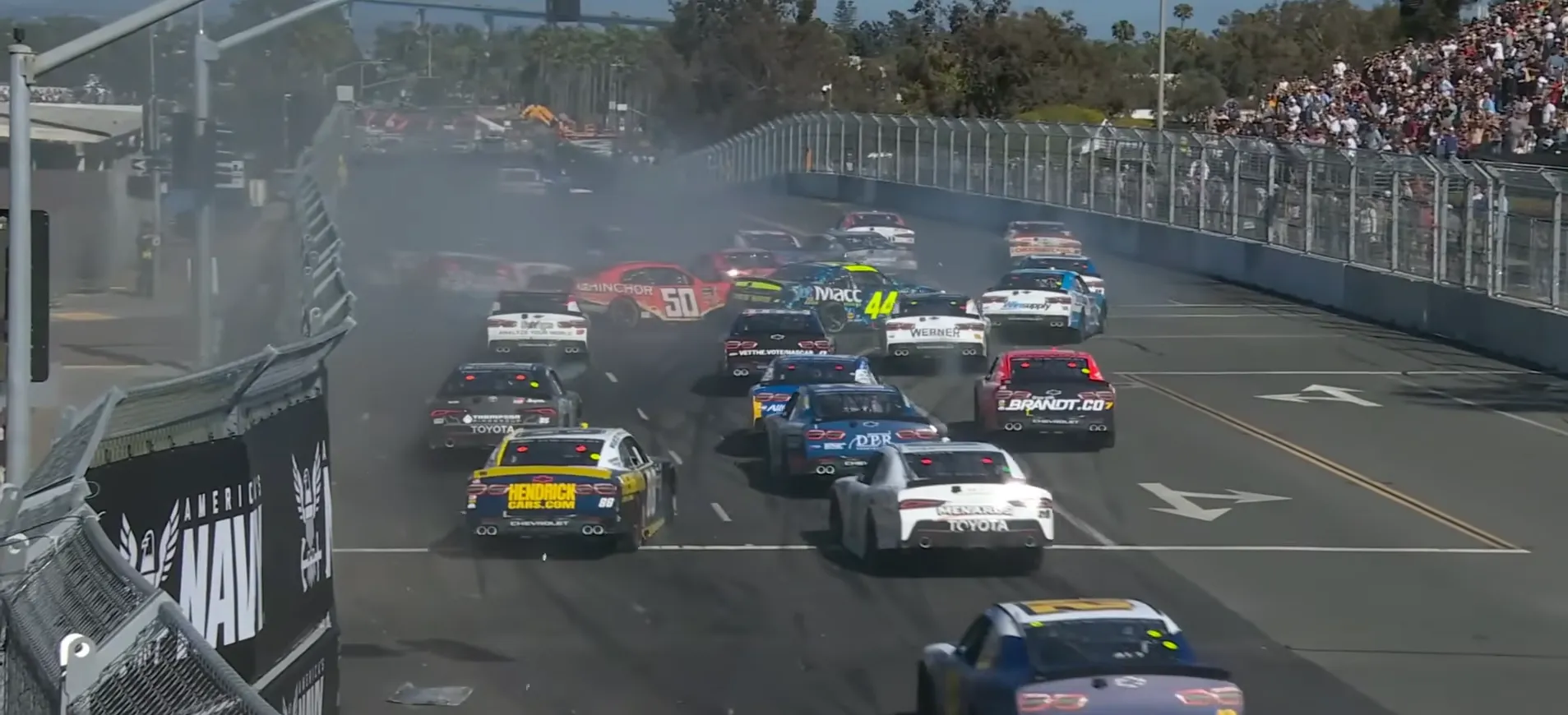 nascar-crash