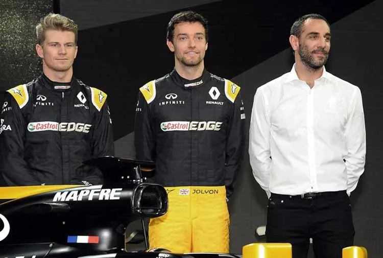 01sut renault sport 1456563