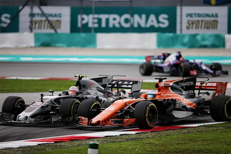 2017 malaysian grand prix race photos 100 1