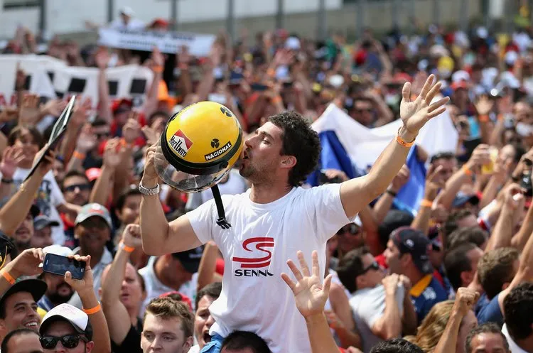 f1 grand prix of brazil xl3yz1zbgmlx