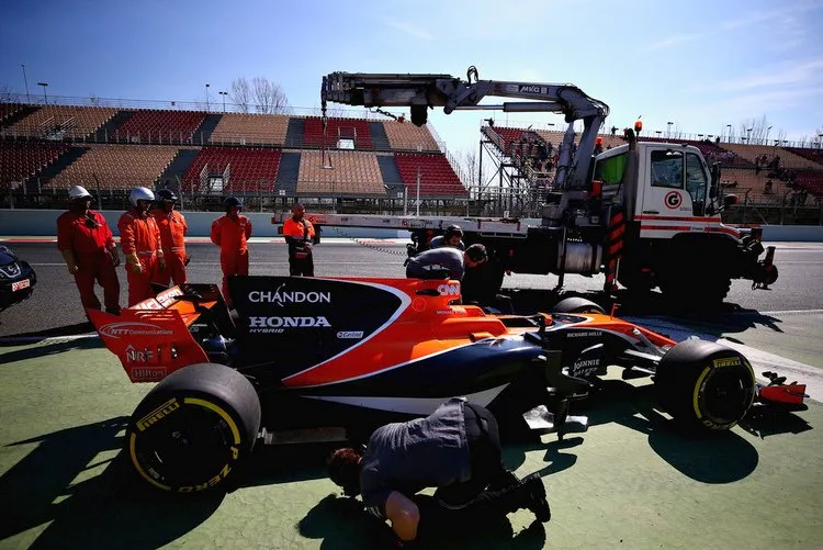 f1wintertestingbarcelonadaythreebbcnyf4bl2gx 001