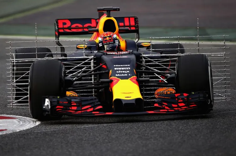 f1wintertestingbarcelonadaytwo2d3g2ll6ftwx