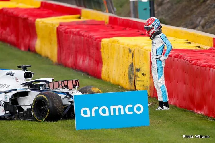 george russell crash