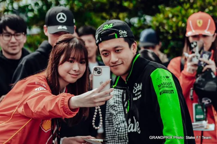 guanyu zhou f1 fans