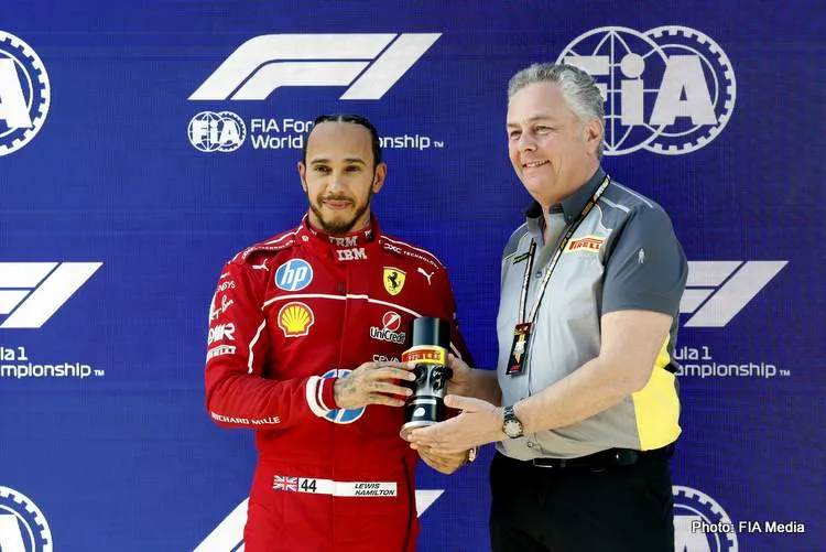 hamilton chinesegp pole position pirelli award