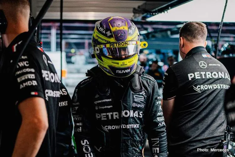 hamilton las vegas pole f1 mercedes