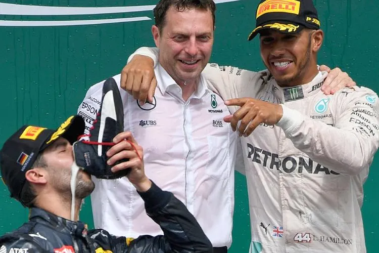 hamilton ricciardo shoey
