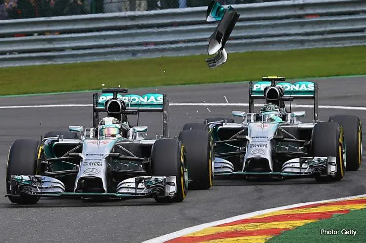 hamilton rosberg spa 2014 crash 001