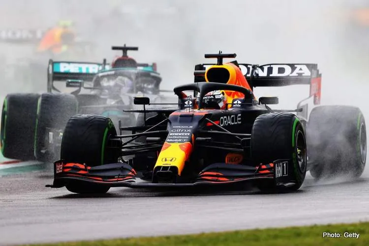 hamilton verstappen imola fight