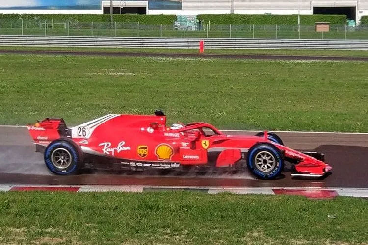 kvyat ferrari