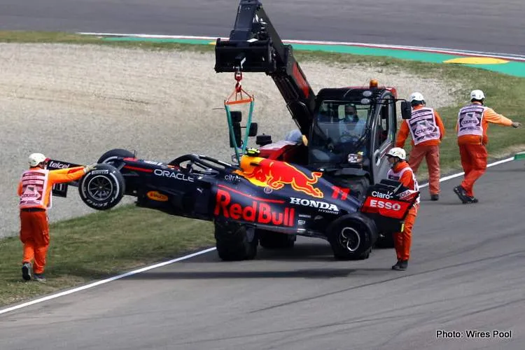 perez crash red bull imola 2021