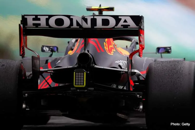 rb16 rearwing bendy red bull