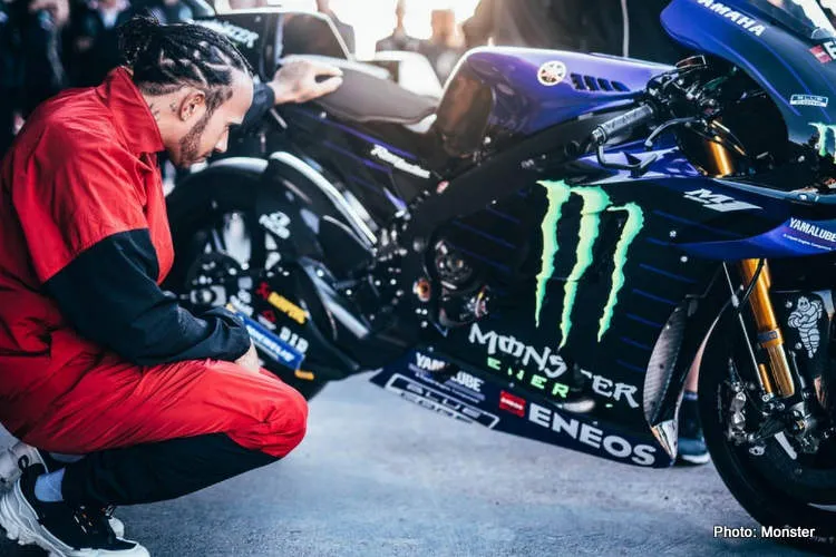 rossi hamilton yamaha motogp mercedes f1 swap 2019 11 dec 19 7 05 21 pm