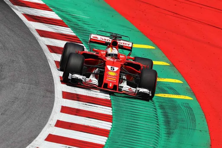 sebastianvettelf1grandprixaustriapractice2orceqxa33nx