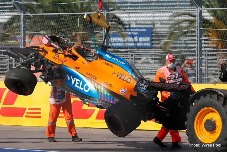 wires pool carlos sainz f1 mclaren 5110728