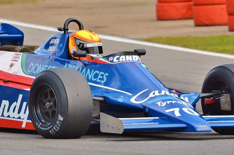 zolder masters historic races belcar sun 2016 233 loic deman in a tyrrell 010 001