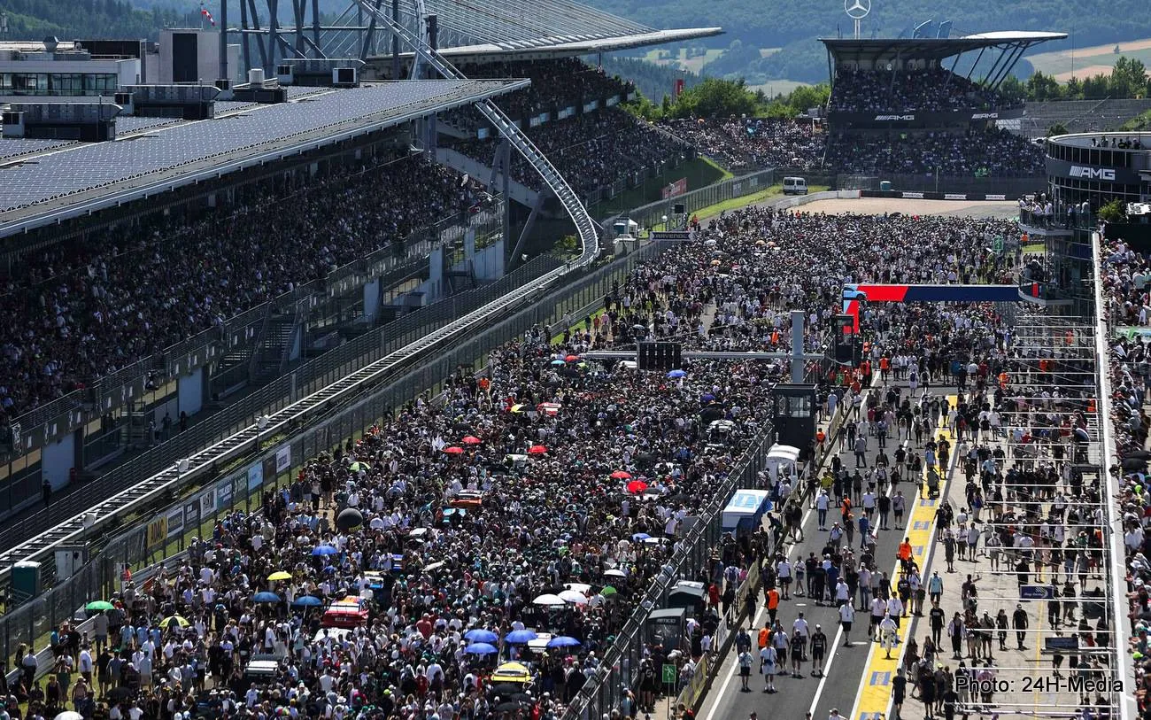 24h-1 Nurburgring grid