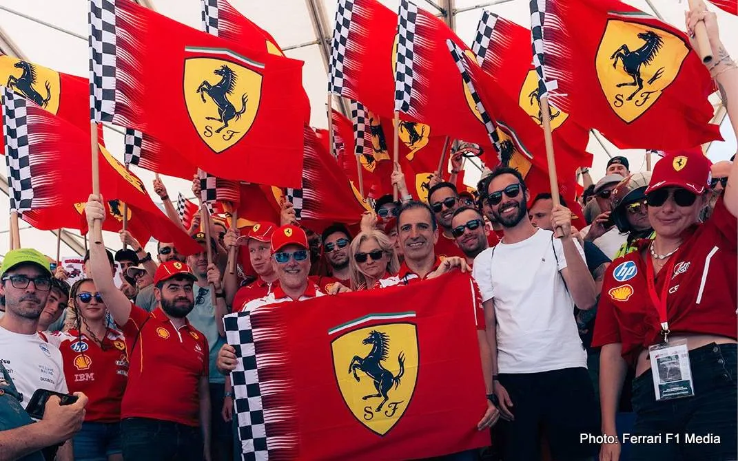 ferrari tifosi hamilton