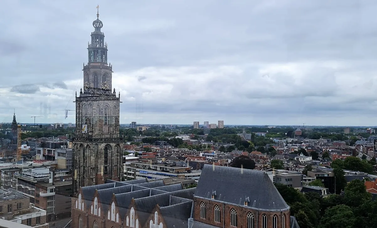 martinikerk vanaf dak forum