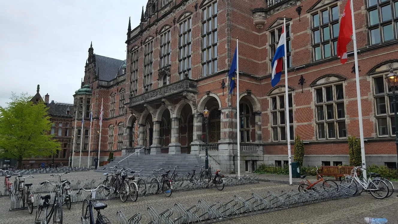 rijksuniversiteit academieplein