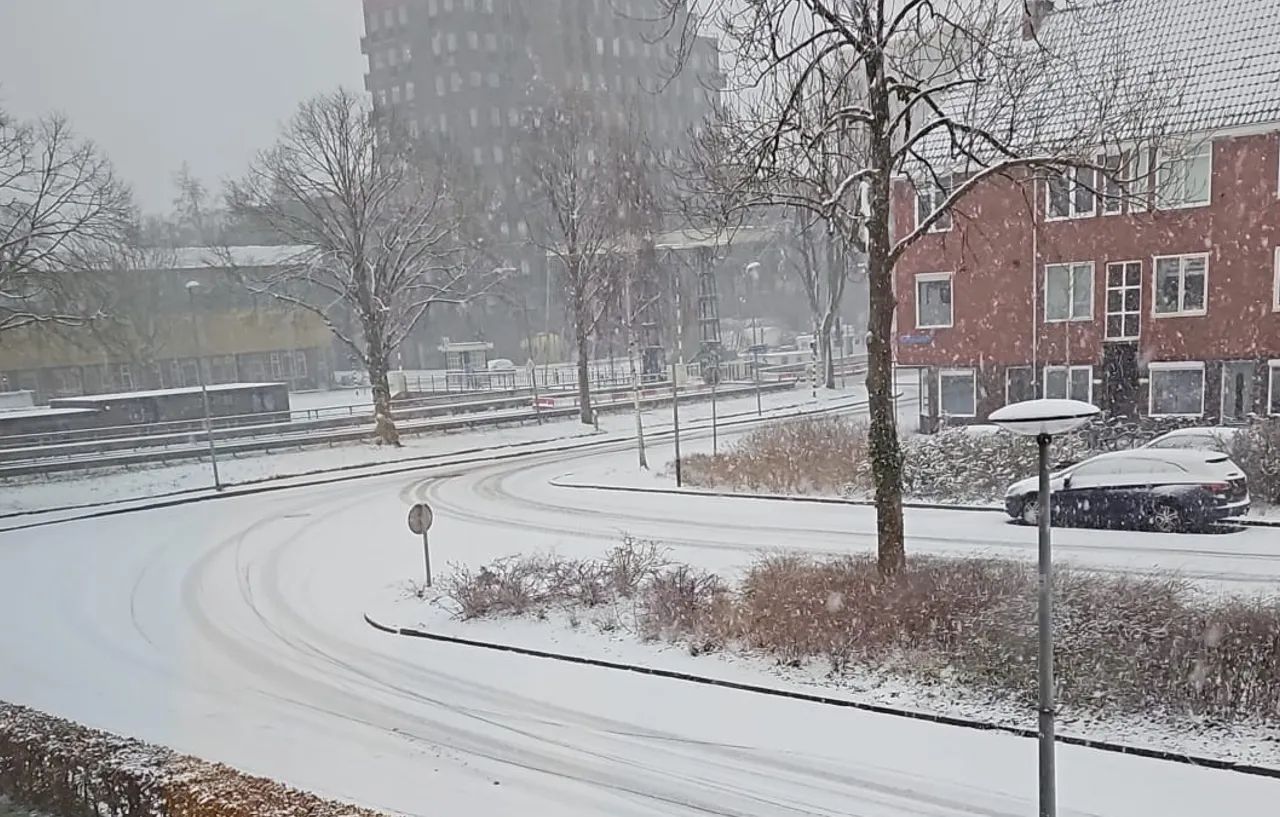 sneeuw oosterparkwijk