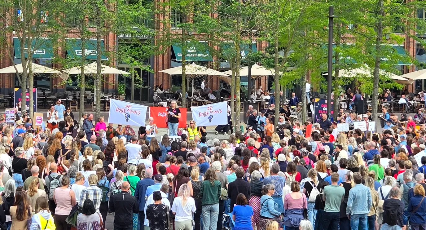 Grote opkomst bij protestmars tegen femicide: "Genoeg is genoeg"!
