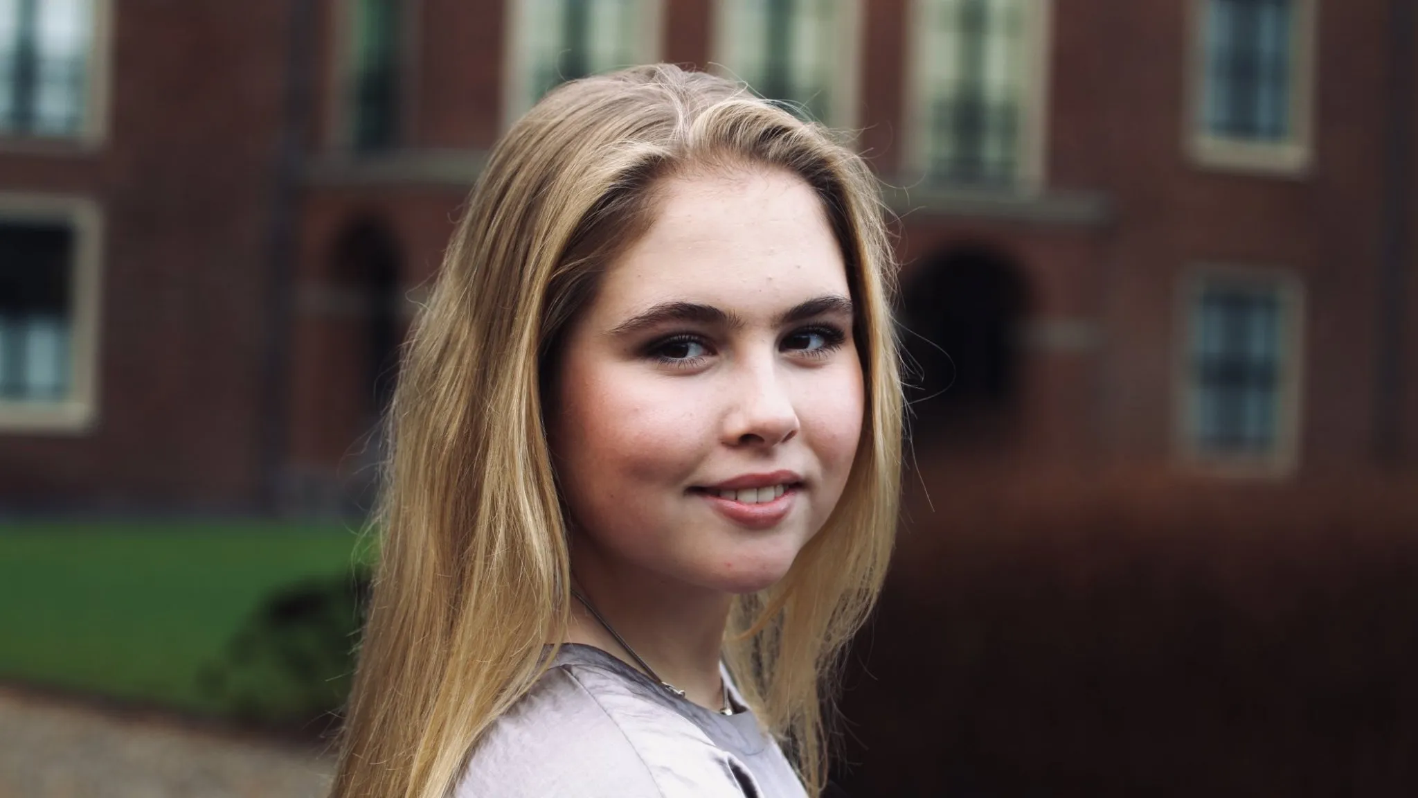 Prinses Amalia ontsnapt aan moordaanslag