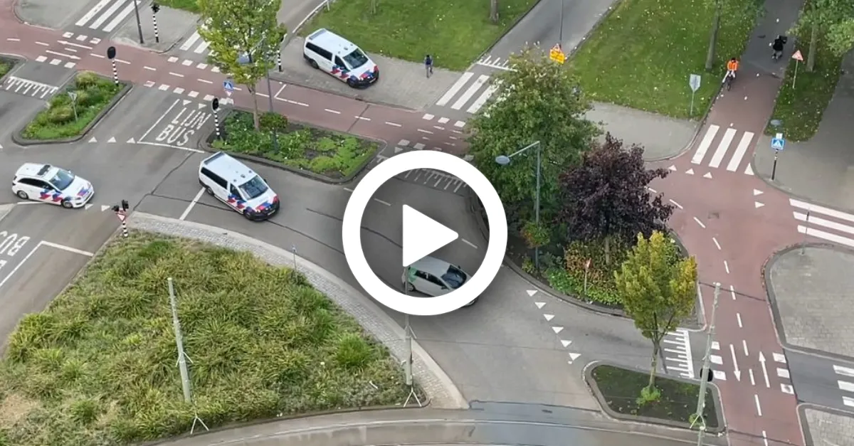 VIDEO: Wilde en bizarre politieachtervolging in Delft