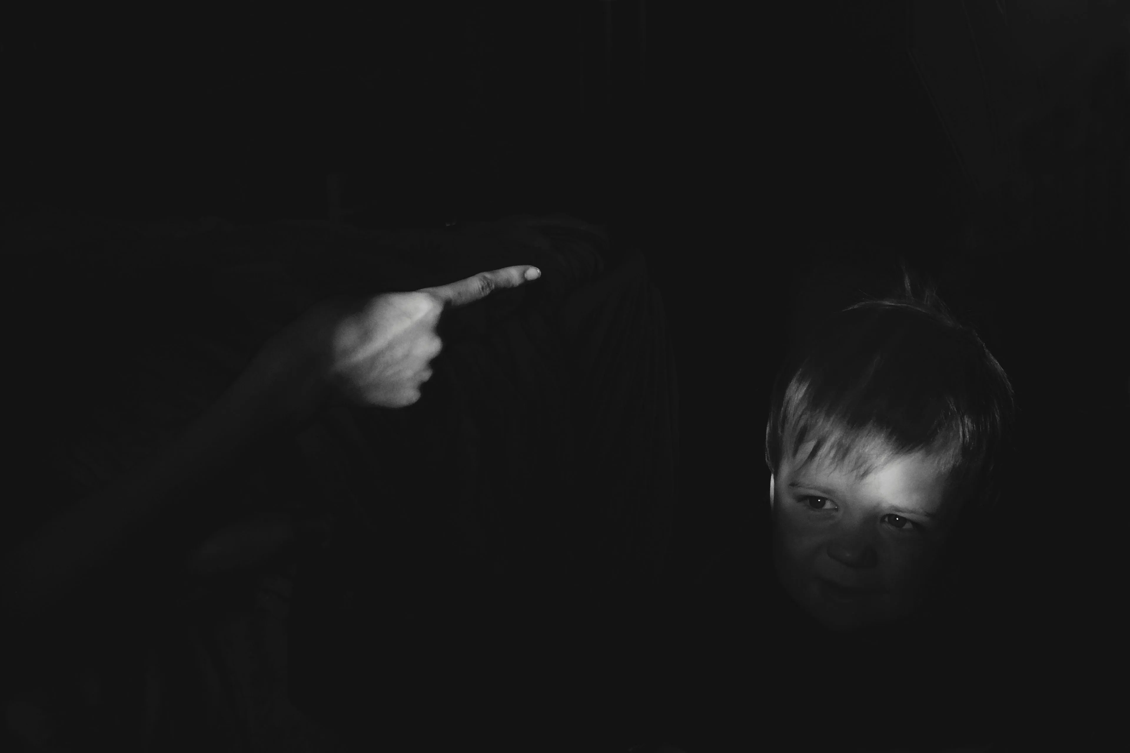 artyom kabajev u9vengej4e4 unsplash