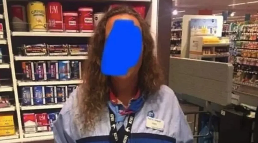 Albert Heijn medewerkers woedend na cadeau 30-jarig jubileum medewerkster Karin