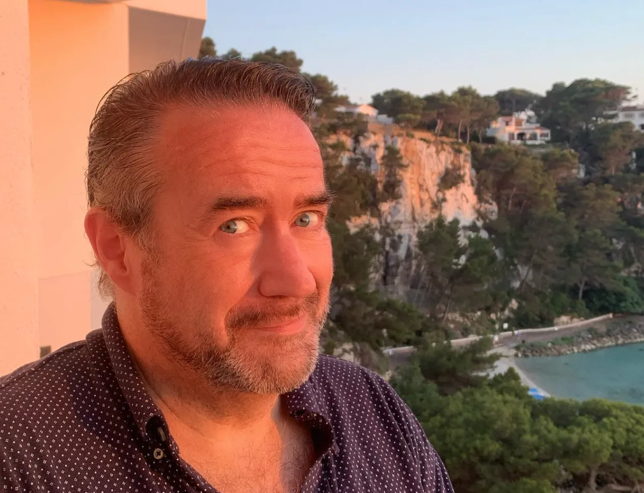 Royalty-verslaggever Rick Evers daagt Marc van der Linden voor de rechter