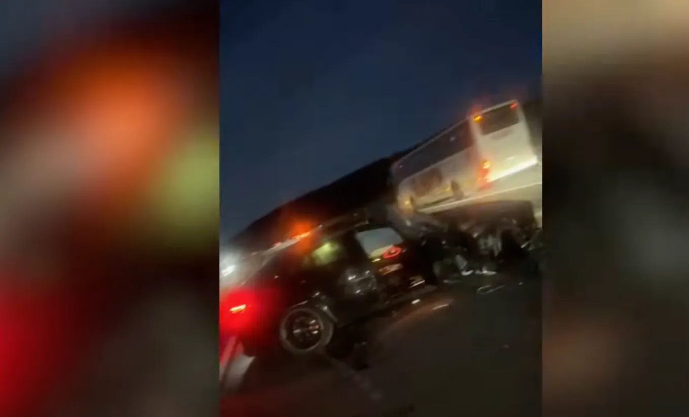 Bekende voetballer (23) betrokken bij een zwaar verkeersongeval