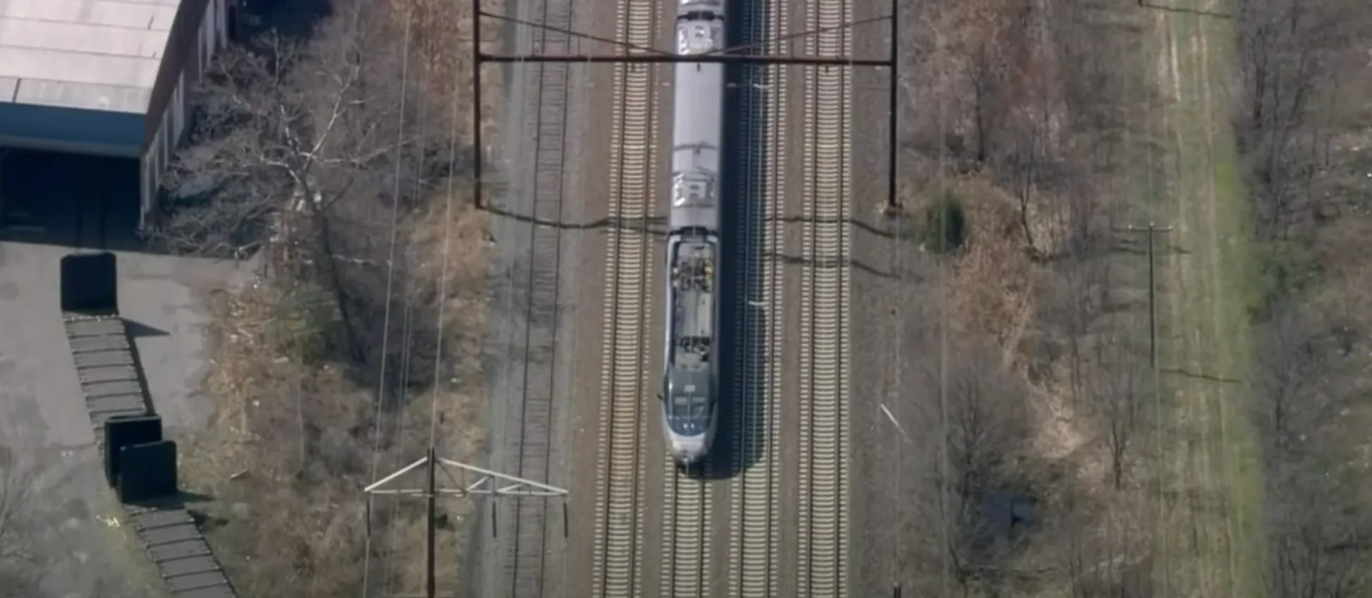 Tragisch: 3 gezinsleden aangereden en gedood door trein