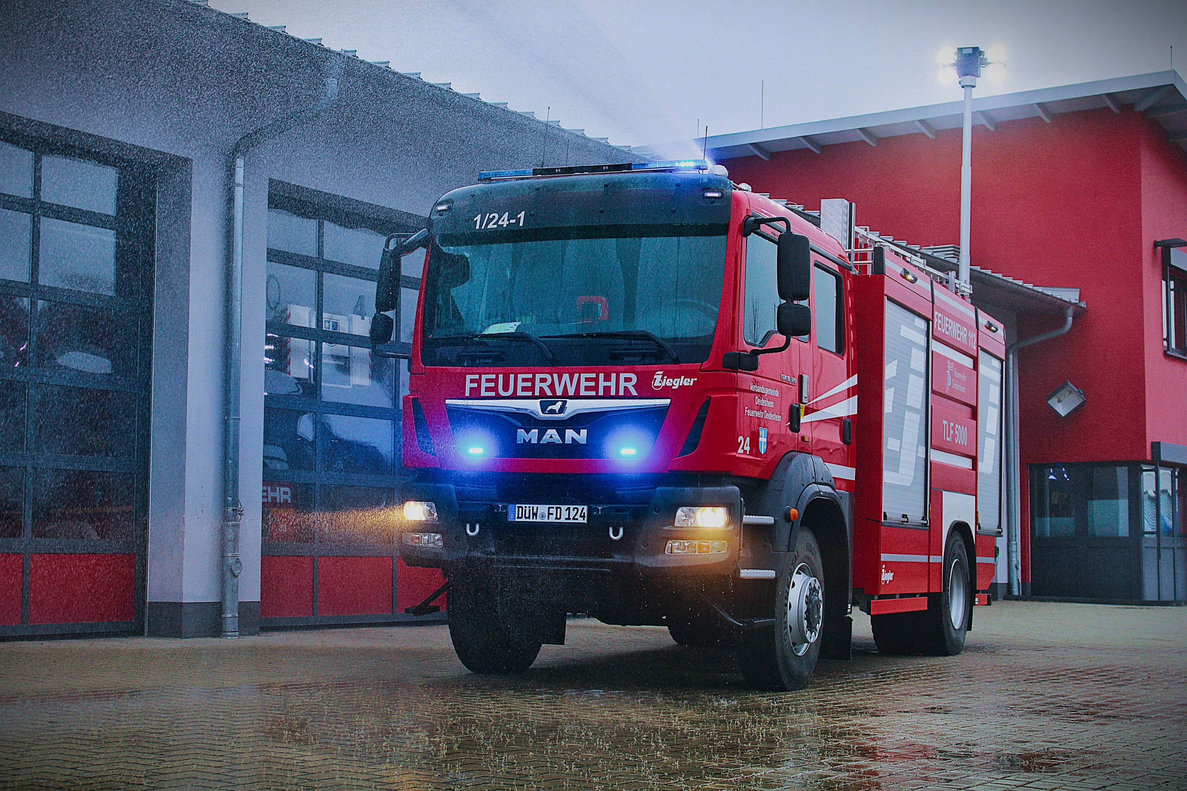 Brand in verpleeghuis, drie mensen om het leven gekomen, meer dan vijftig mensen gewond