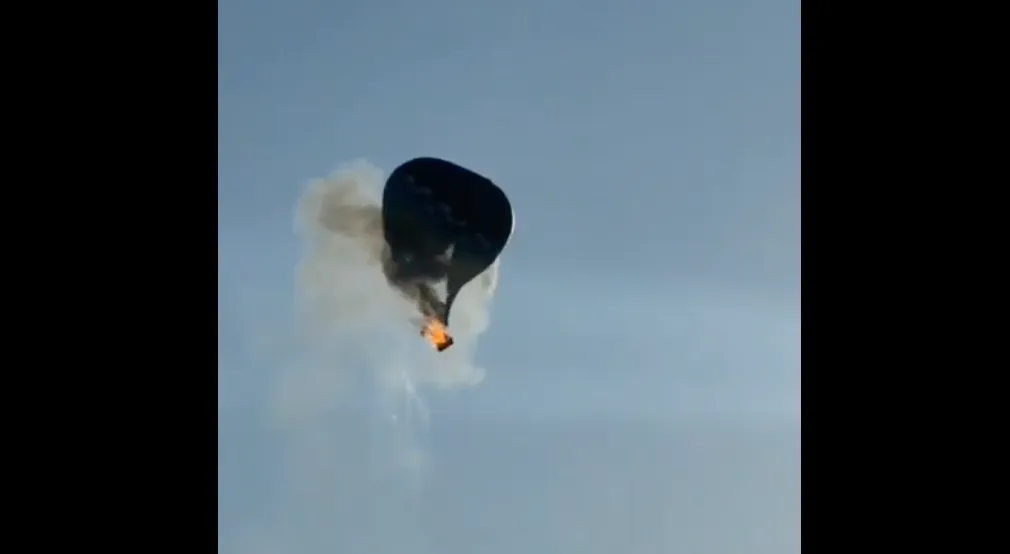 Dodelijk ongeluk met luchtballon eist acht levens: brand en paniek in de lucht