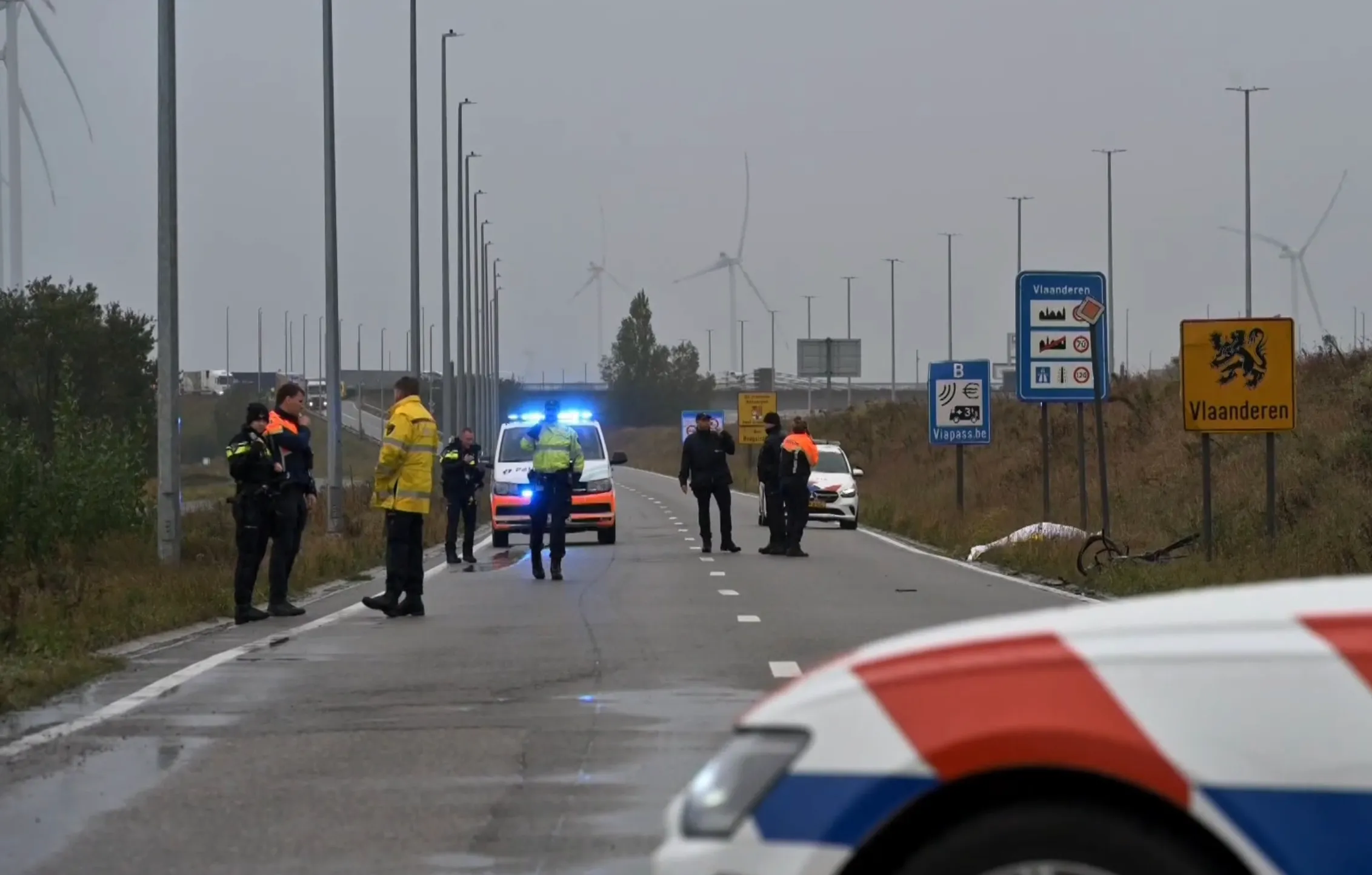 Dode fietser gevonden, aangereden door een auto