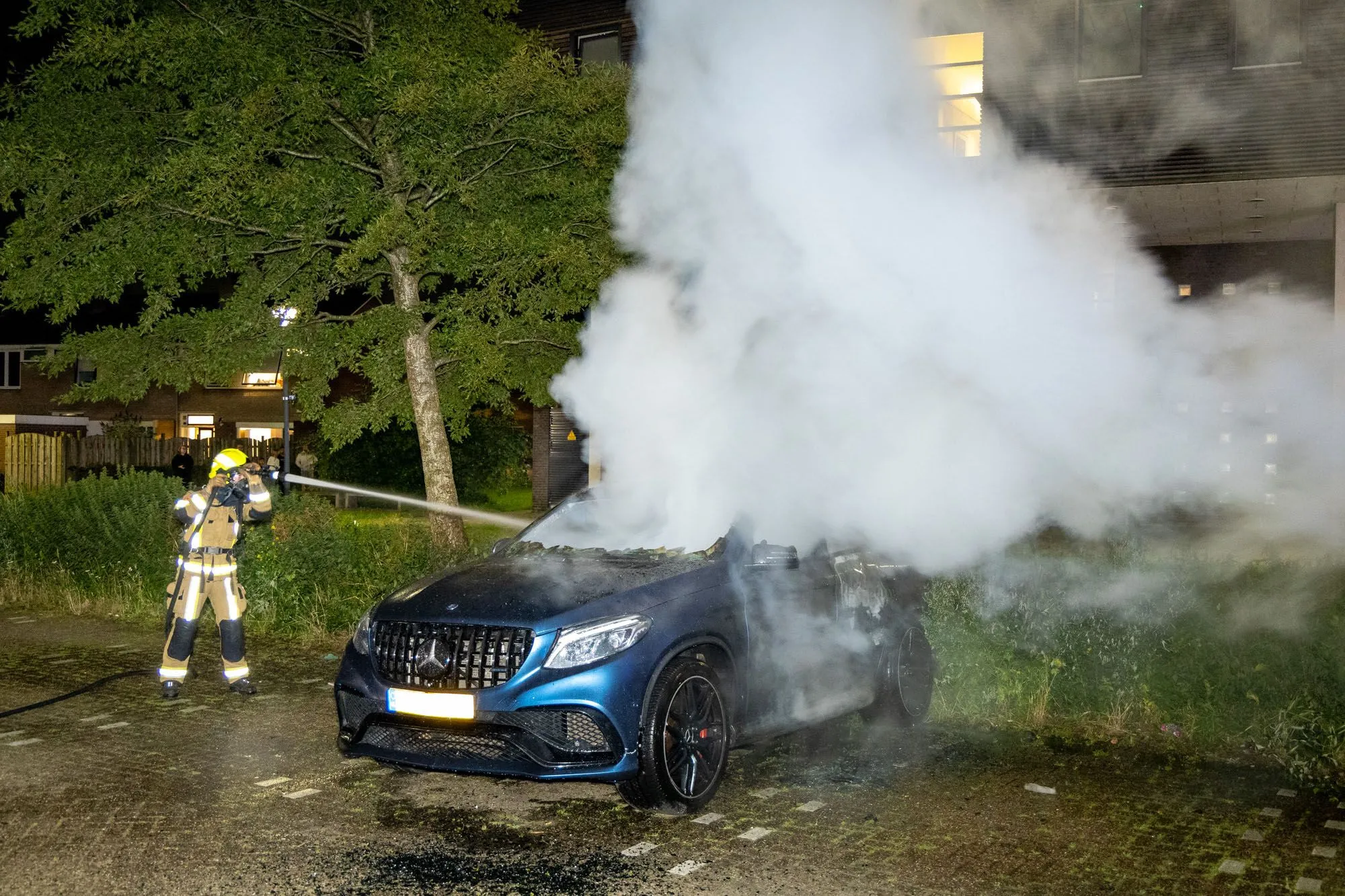 20240718autobrand janvanzutphenstraat haarlem 3