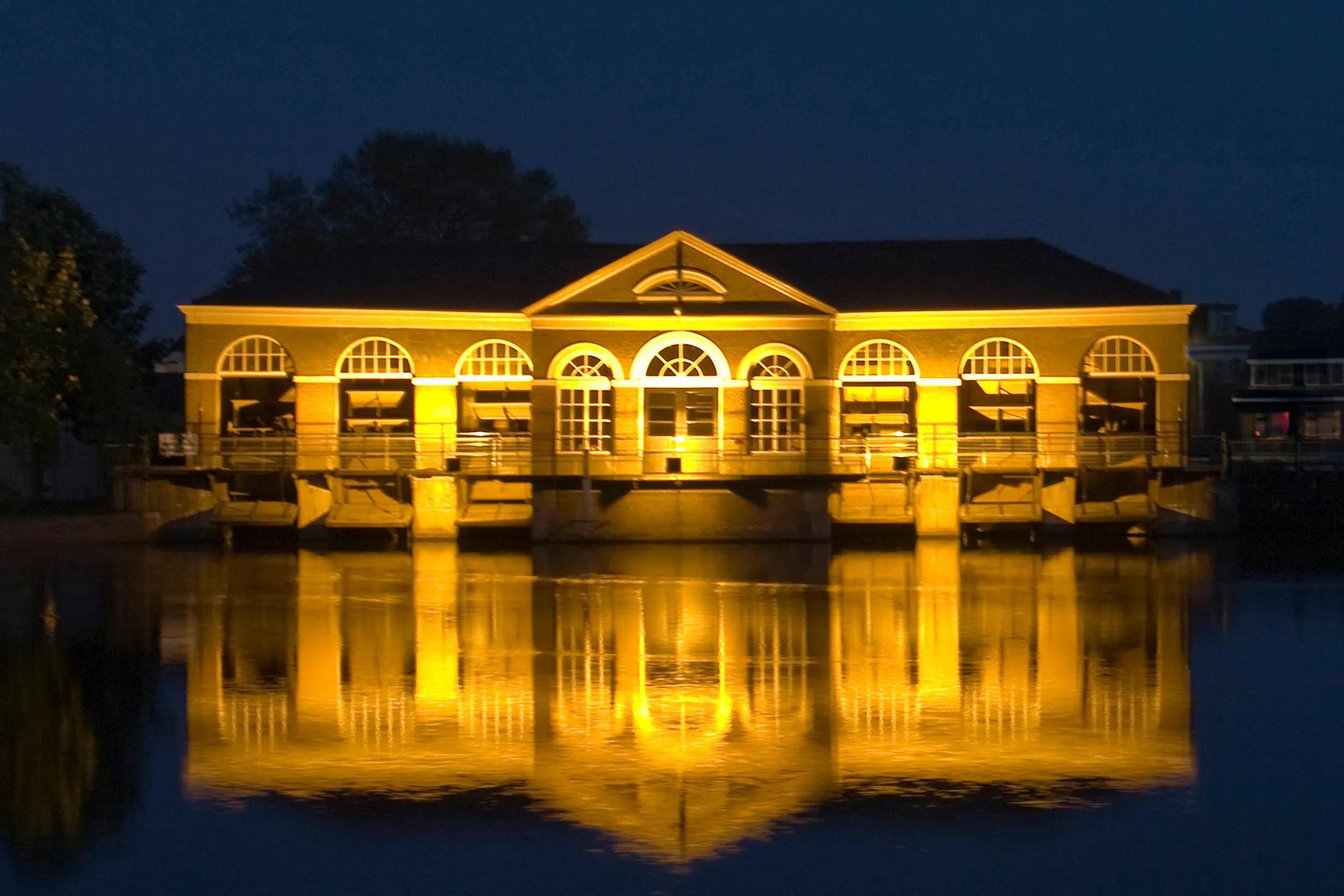 stoomgemaal bij avondlicht 1