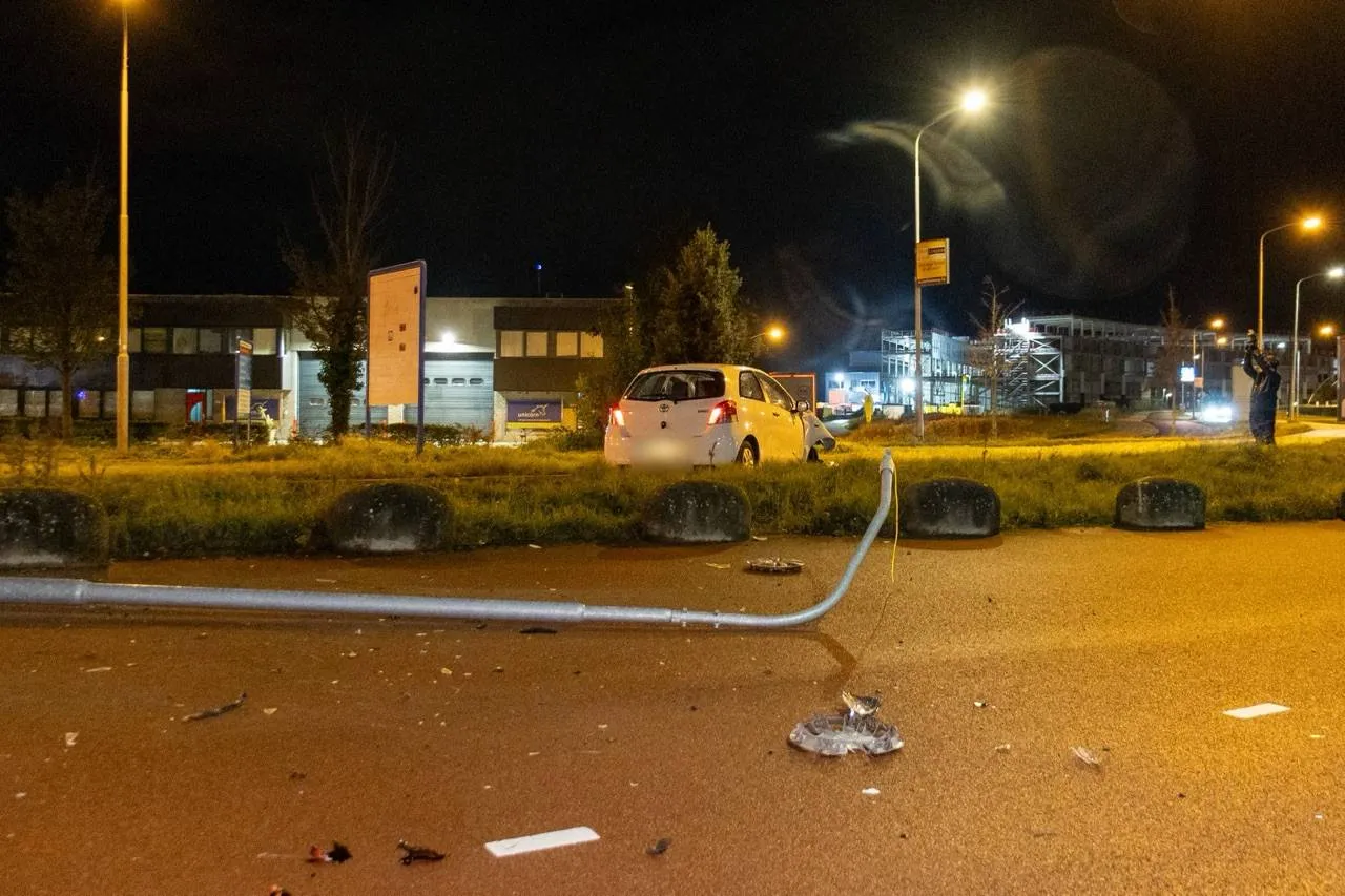 D8B3B874-A2C1-49D1-A275-325E0C2AC0E6