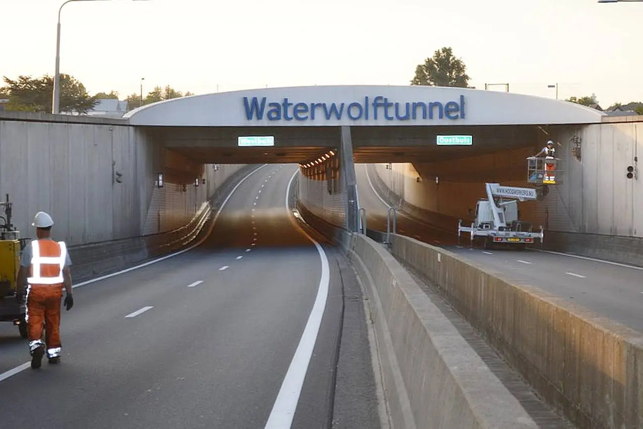 Waterwolftunnel afsluiting N201 kopie