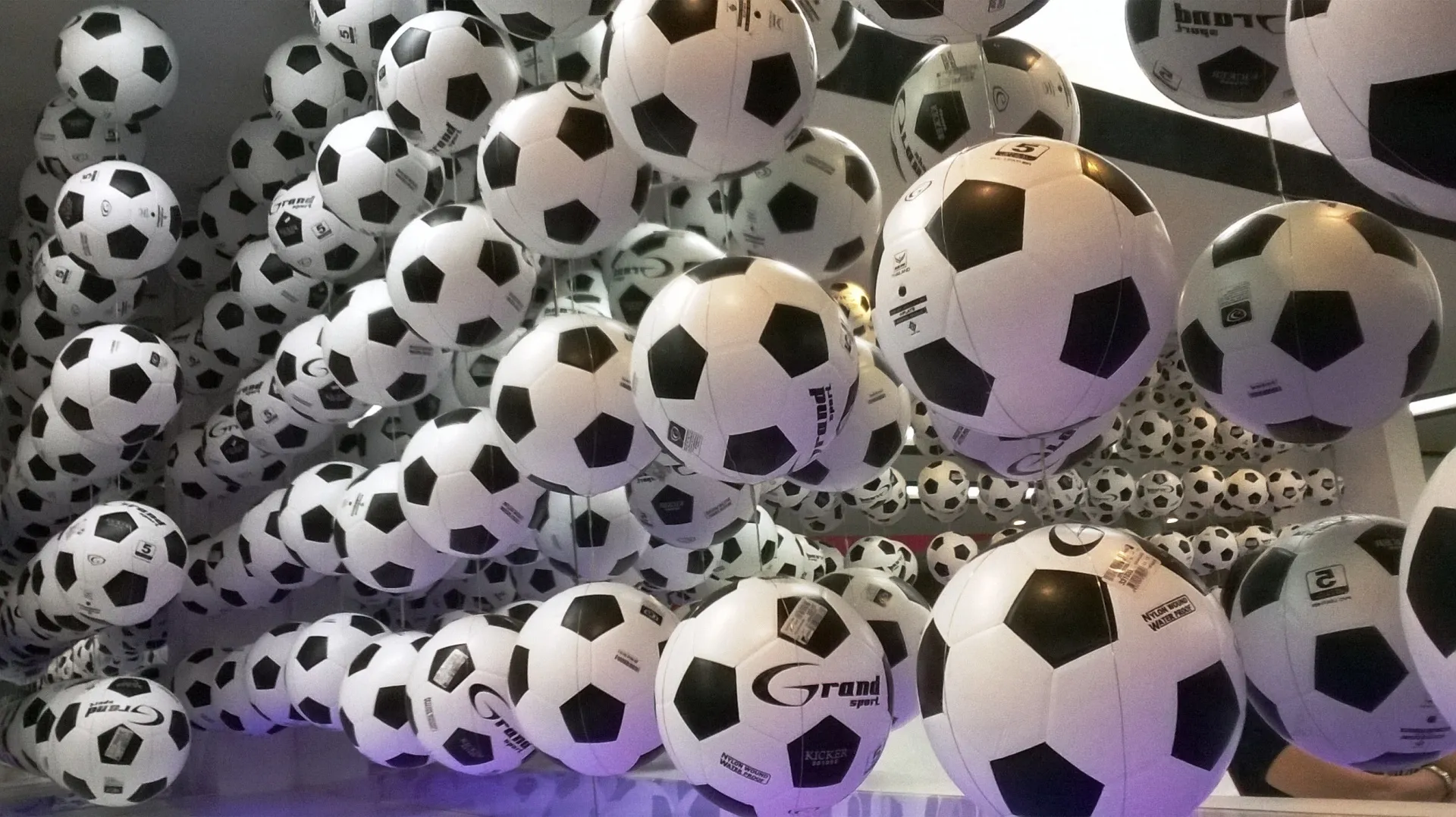 footballs soccer balls