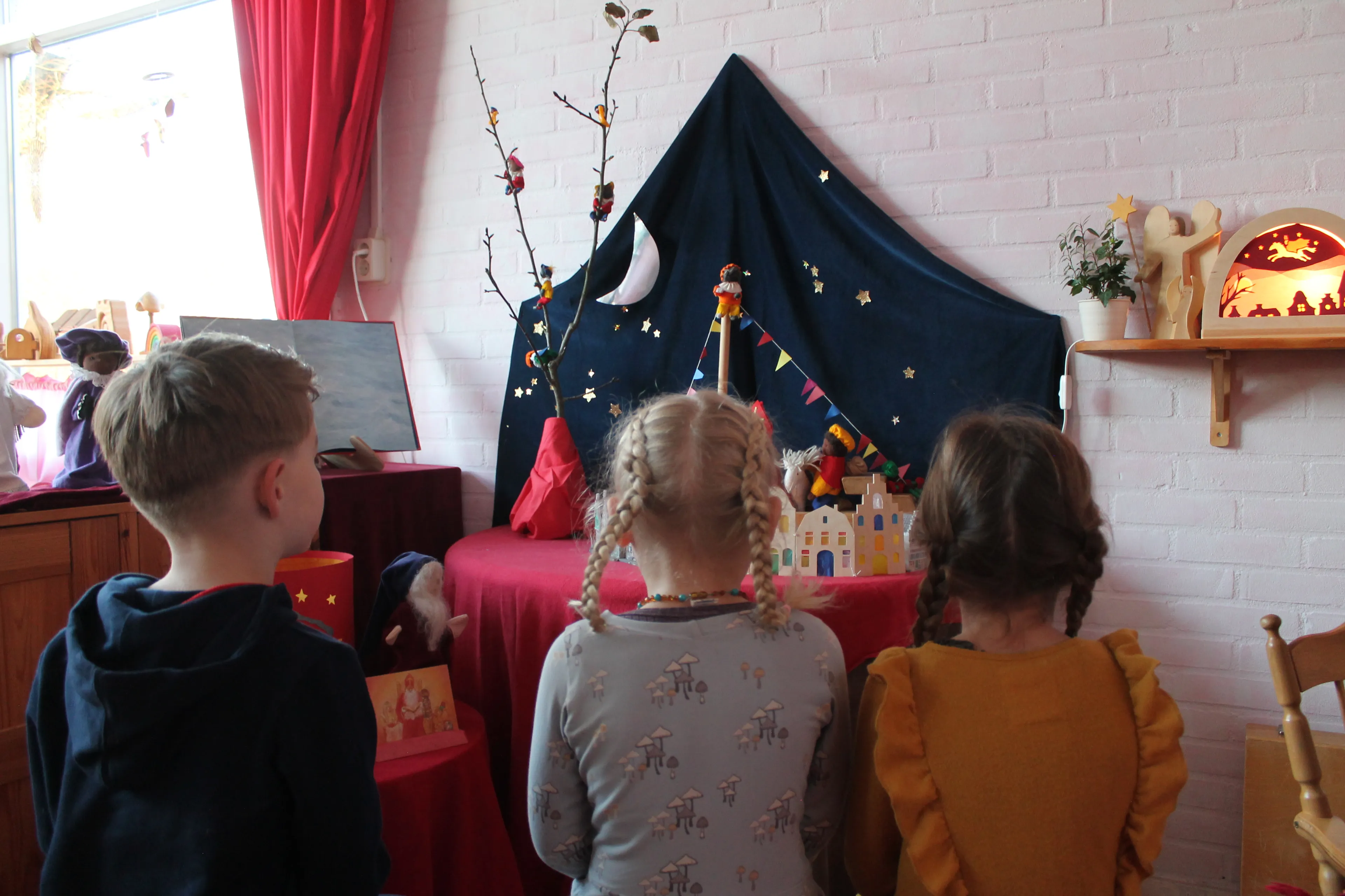 Proef Sinterklaassfeer bij Vrije School Valentijn Harderwijk