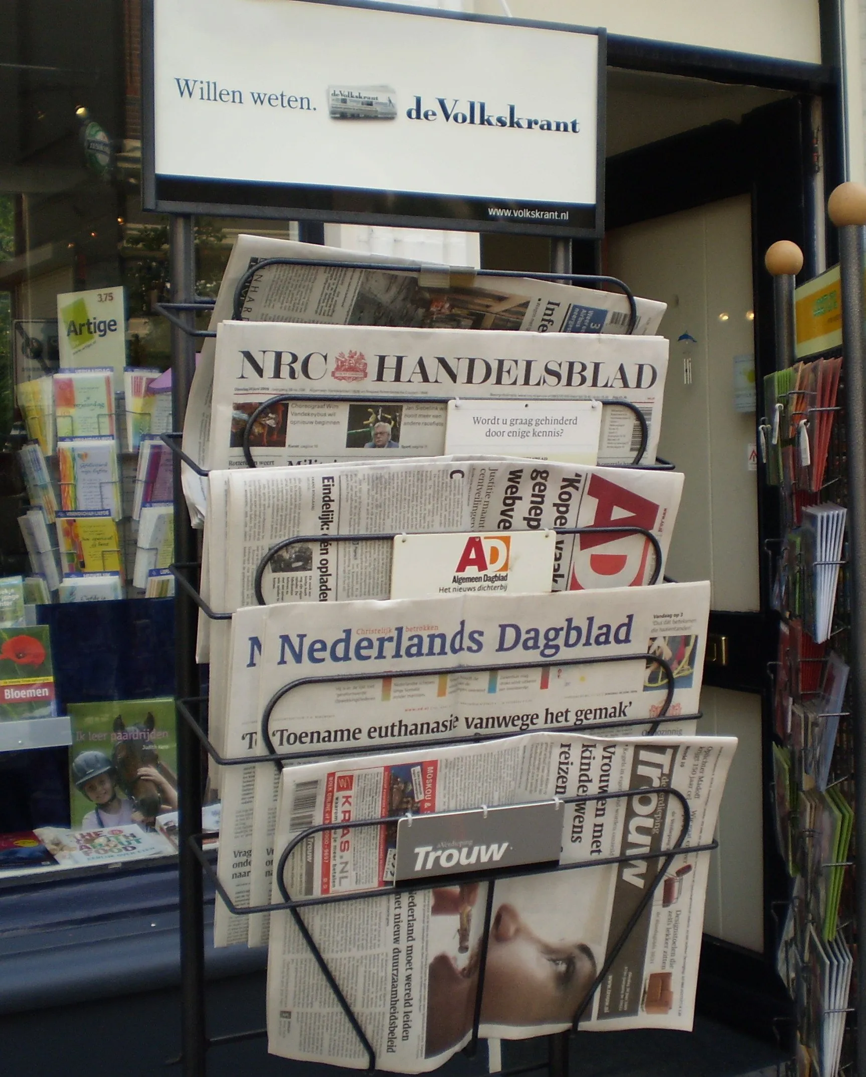 kranten bezorgen persgroep wikimedia publiek domein