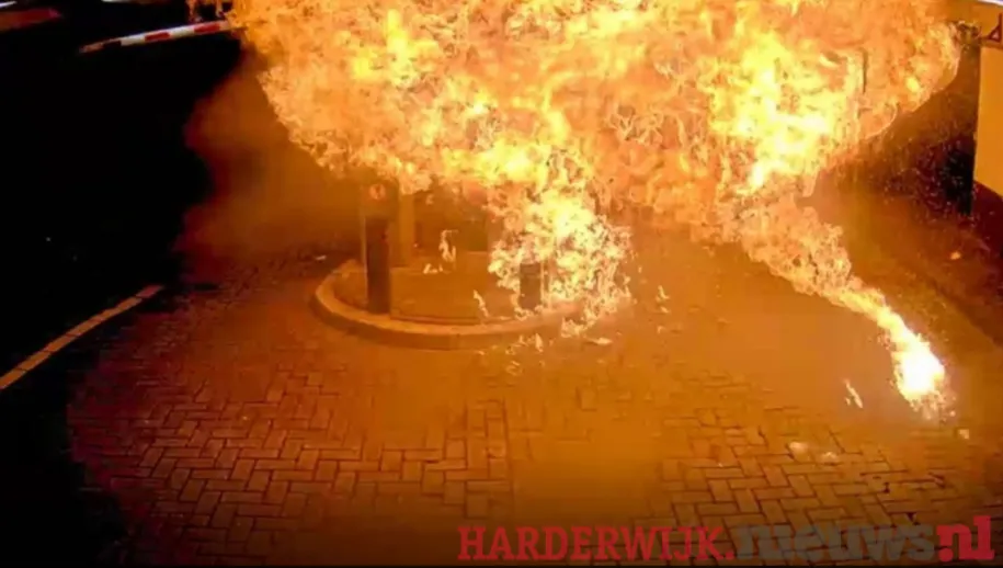 Harderwijk - Gezocht - Vuurwerkbom – Vuldersbrink – Harderwijk