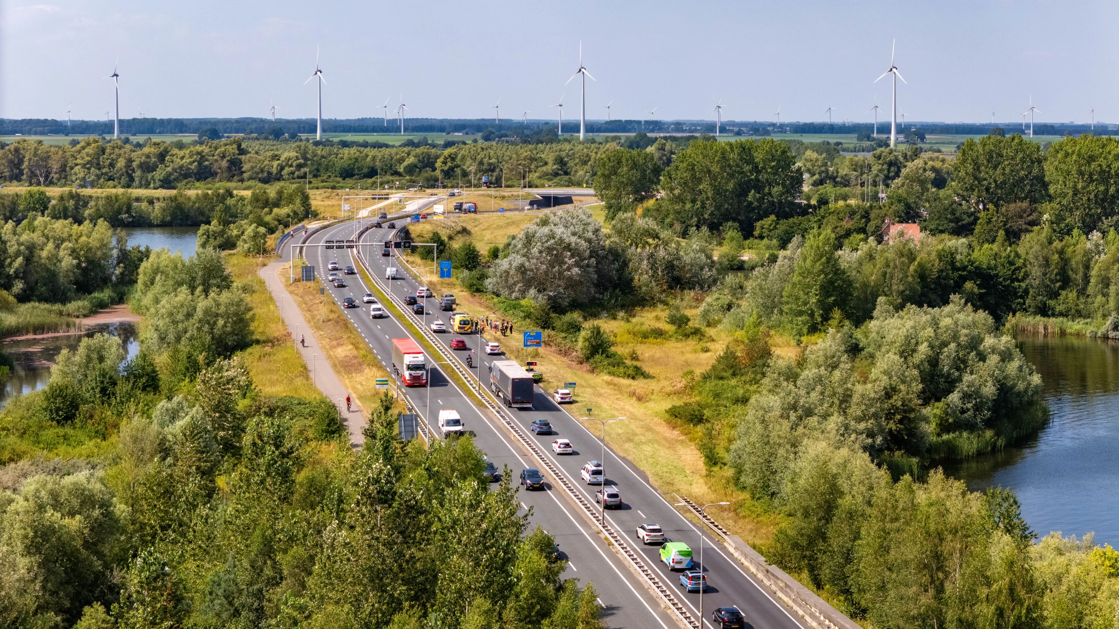 Vrouw raakt gewond na ongeval met quad op Knardijk tussen Harderwijk en Zeewolde