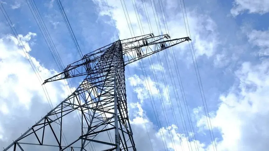 pylon-1501237-960-720-pixa